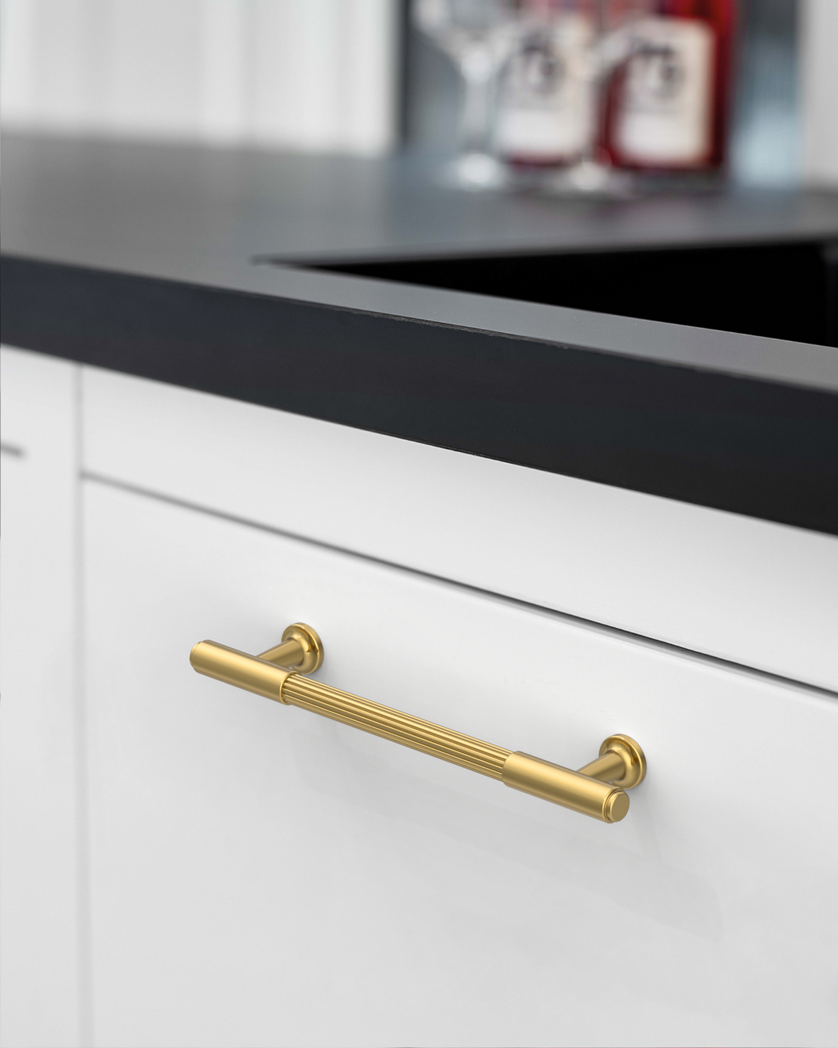 DESIGN2304 Brushed Satin Nickel Cabinet Pulls | Modern Retro Reeded Bar Handles for Kitchen Drawers,  5"