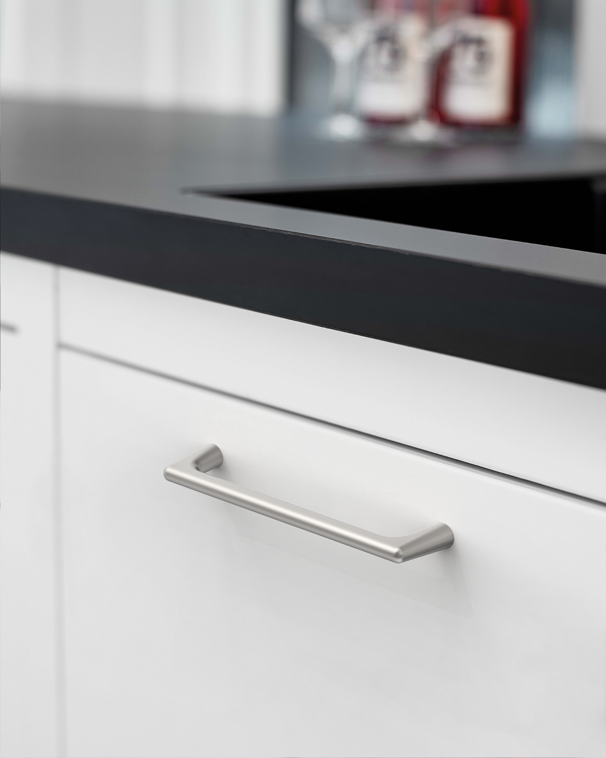 DESIGN3307 Solid Metal Modern Linear Pull for Tall Cabinets | 10" Cabinet Handle, Matte Black