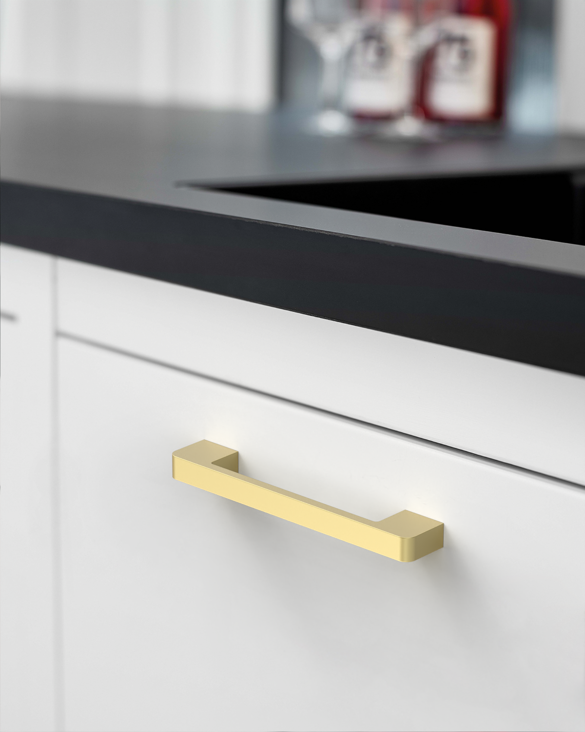 DESIGN2328 Solid Metal Minimalist Pulls | Flat Panel & Modern Shaker Cabinets (5", Matte Black)