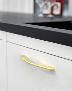 DESIGN2554 Warm Minimalist Streamlined Bow Cabinet Pulls