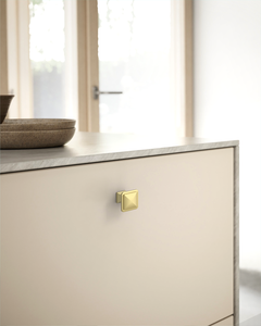DESIGN1459 Matte Black Pyramid Square Knob for Luxury Kitchens (1" x 1")