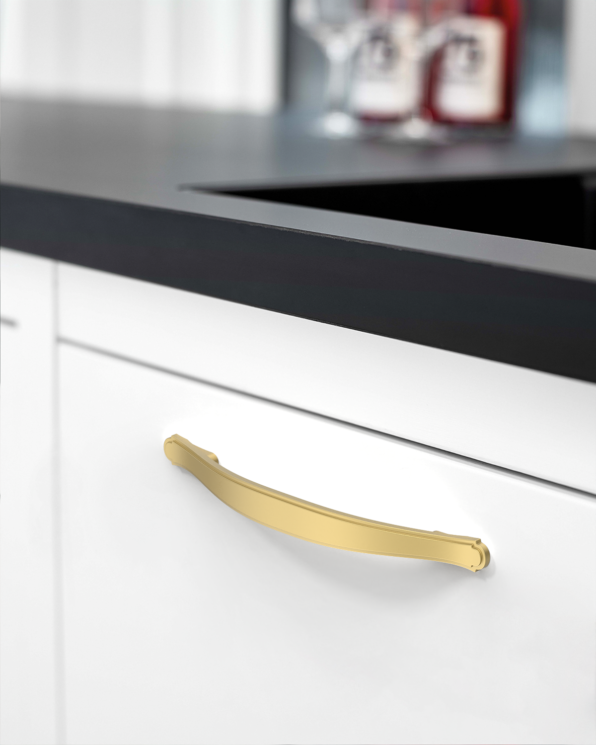 DESIGN2792 Vintage Scrolled Arch Cabinet Pulls